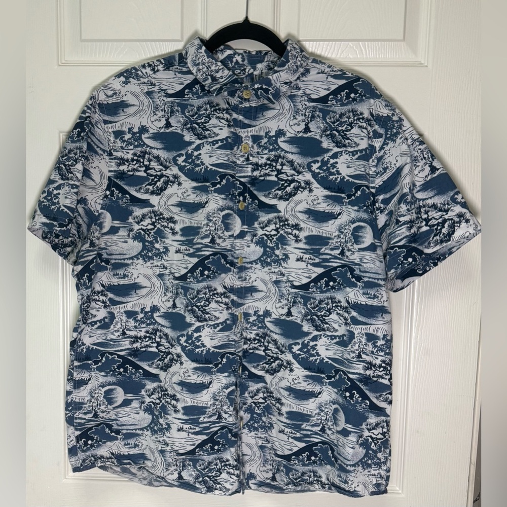 Express Casual Blue and White Wave Pattern Hawaiian Shirt